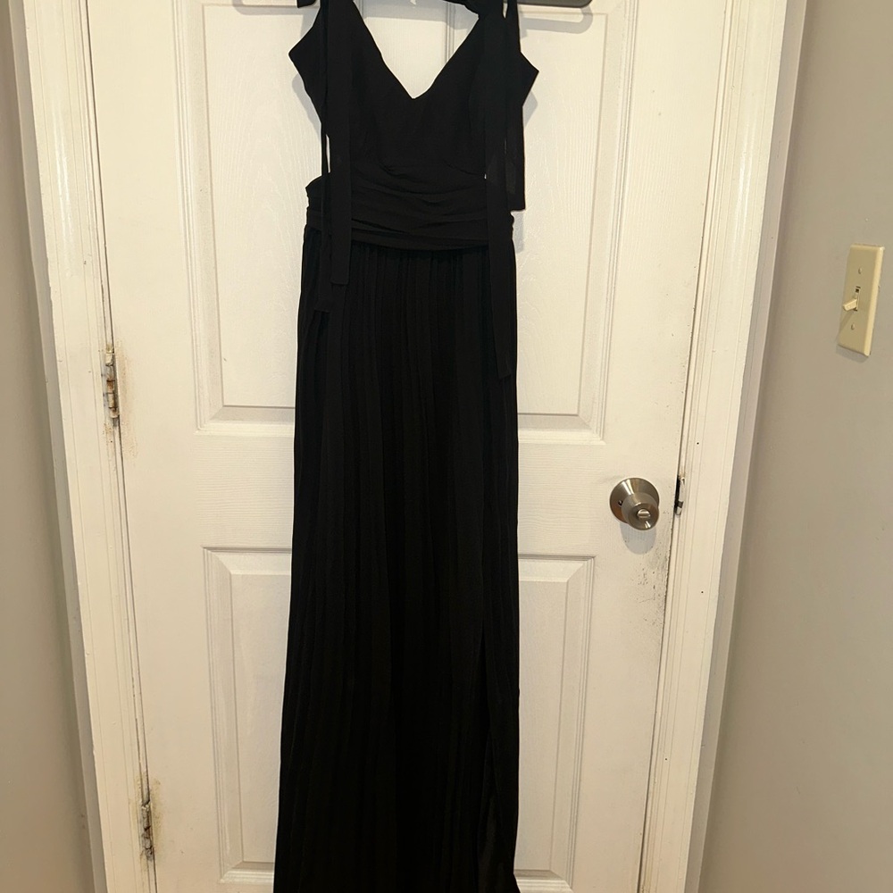 Lulu's Black Backless Maxi Dress